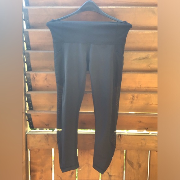 Lululemon High times pant (cool to street) size 6 - Picture 7 of 11